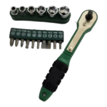 cricket cu 16 capete